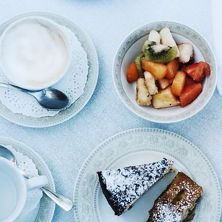 Bed & Breakfast Lina