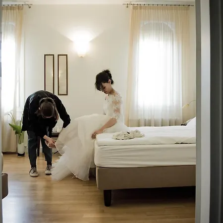 Lina Bed & Breakfast *