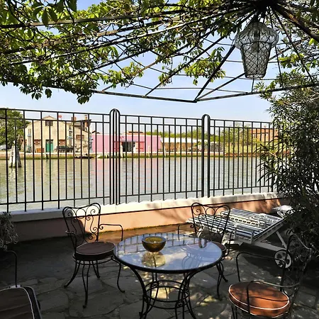 Lina Bed & Breakfast