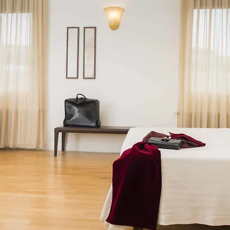 Lina Bed & Breakfast *