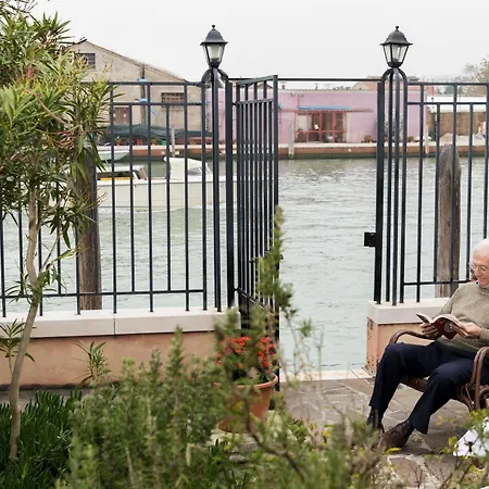 Lina * Venice