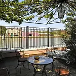 Lina Bed & Breakfast