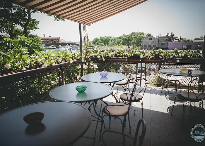 Lina Bed & Breakfast