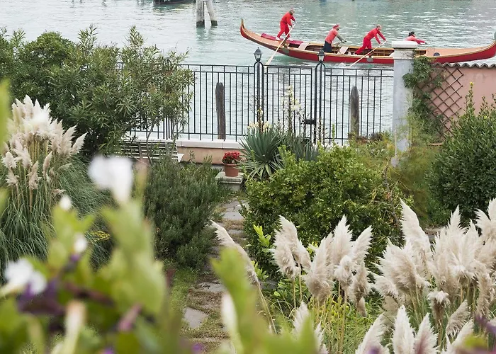 Lina Bed & Breakfast